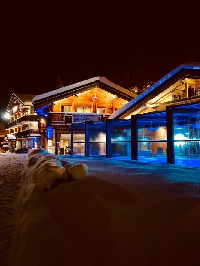 Hotel Alpina モルジヌ エクステリア 写真